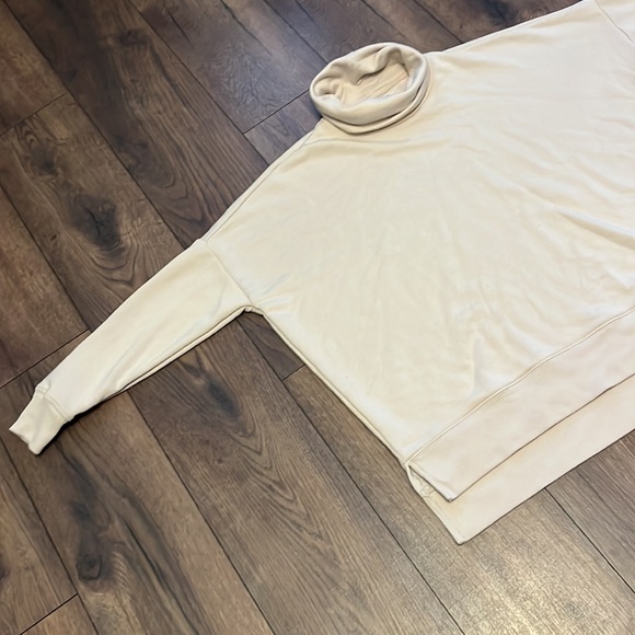 Aerie turtleneck beige XS - Picture 2 of 6